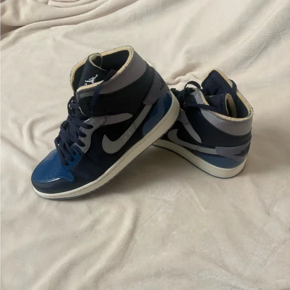 Air Jordan 1 Mid SE Craft- Size 12 Obsidian White/French Blue - Picture 4 of 12